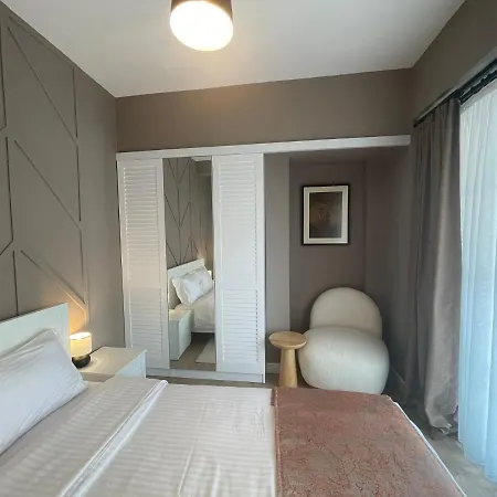Clk Suites 아파트 *
